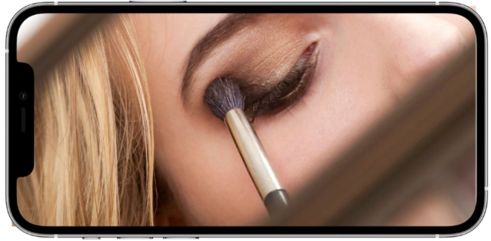 Droopy eyelid makeup