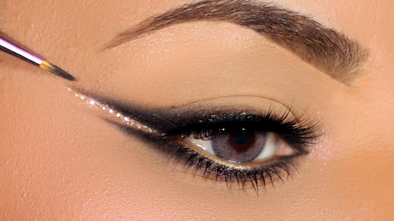 How to create a Double Winged Eyeliner